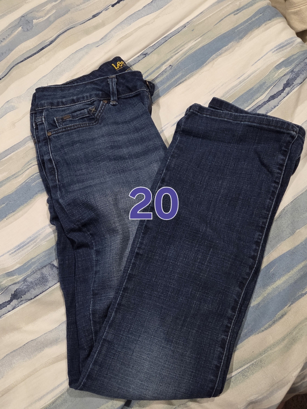 Lee Women's Bootcut Jeans in Dark Blue Wash